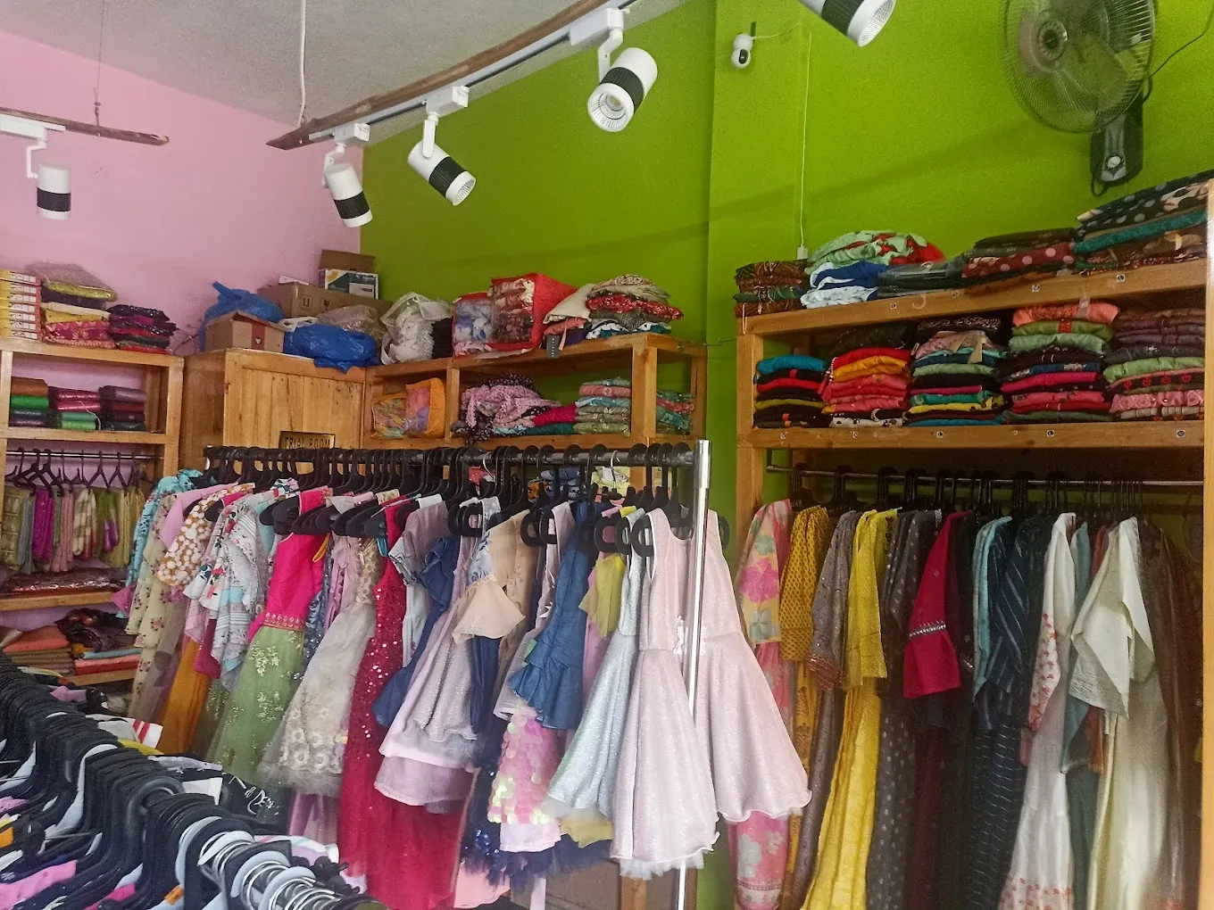 Zha Fashions